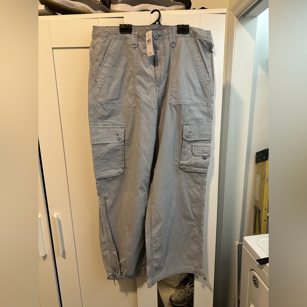 AEO WOMEN'S BAGGY CARGO PANT